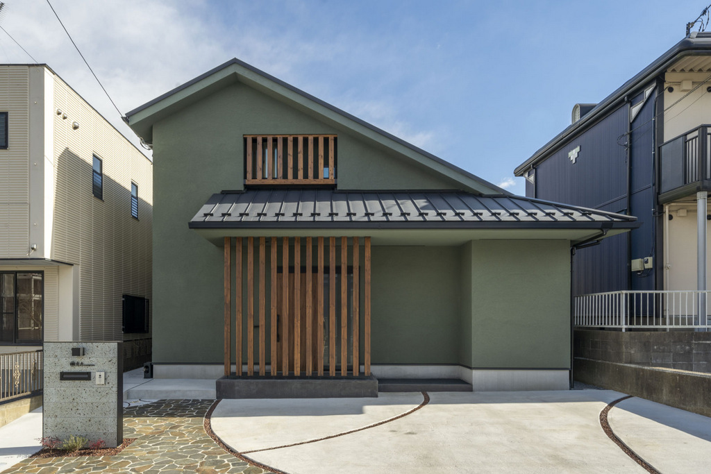 伝統的な日本家屋を意識した和モダン住宅に