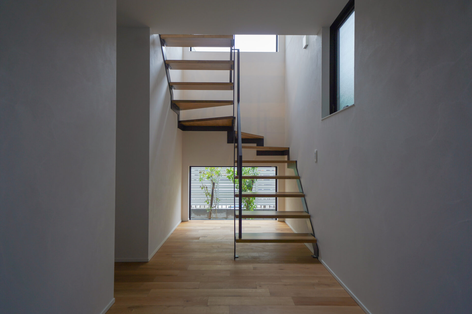 伸びやかな空間が広がる家